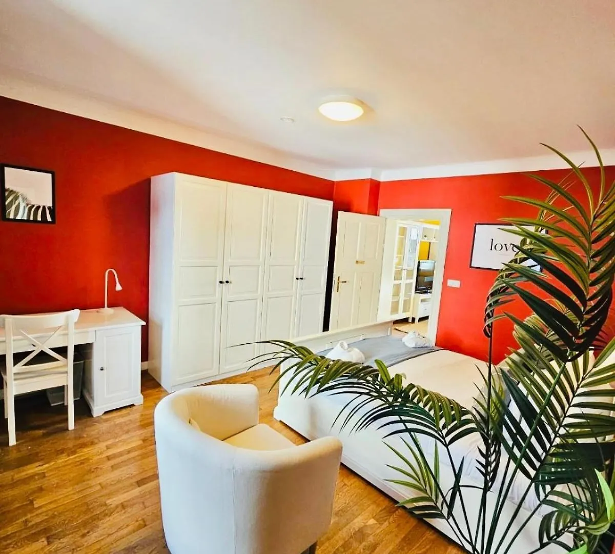 Cozy One Bedroom Retreat In Luxembourg-Limp17A Luxembourg